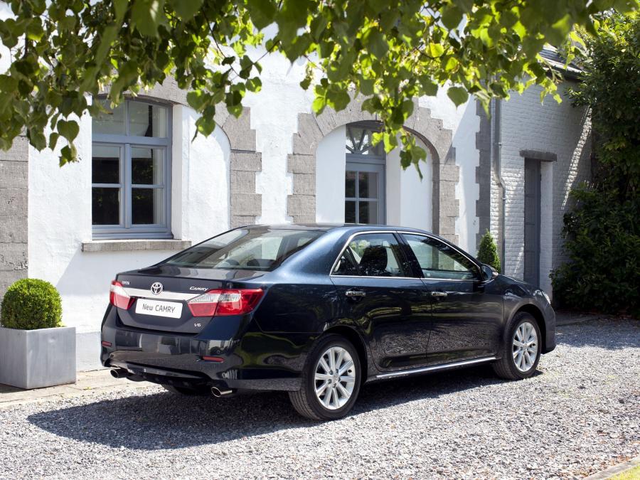  Toyota Camry 2011 года  (CIS) (фото 22 из 29)